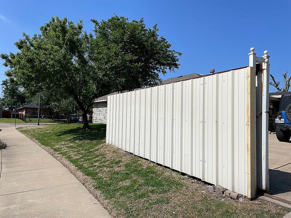 1st image of 2726 Sarita Ct