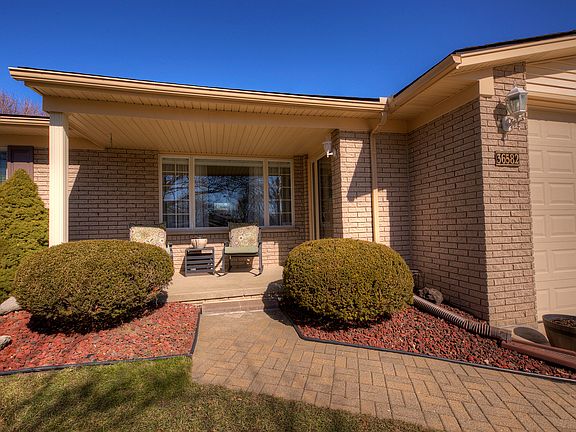 2nd image of 36582 Dardanella St