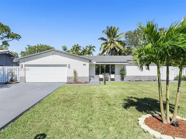 7501 NW 42nd St, Coral Springs, FL 33065