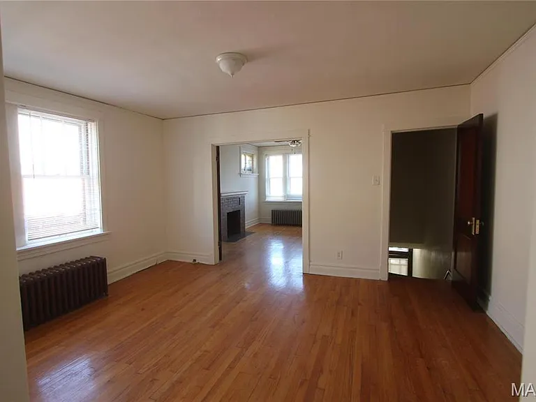 5424 Rhodes Ave #2F — Photo 3