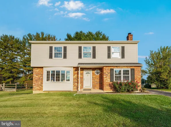 430 Kristine Ct, Upper Chichester, PA 19061