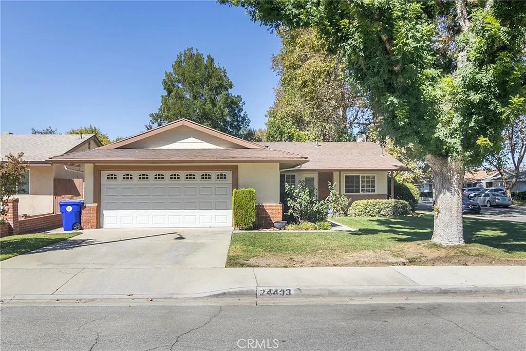 4 bed, 1431 sqft, $4,200 — Photo 1