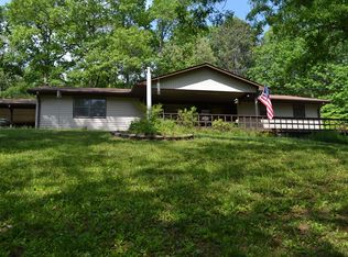 241 Hidden Ln, Franklin, NC 28734