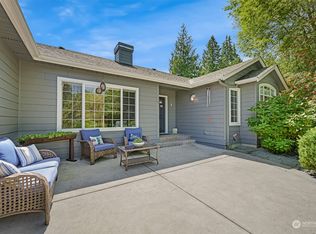 4008 Creek Pl, Mount Vernon, WA 98273