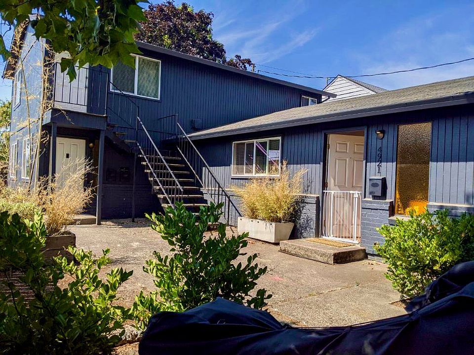 1st image of 4921 SE 71st Ave Floor 1