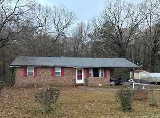 651 Sanford St, Henderson, TN 38340