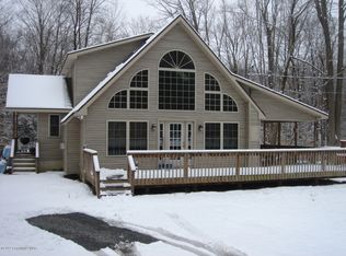 116 W Creek Dr, Gouldsboro, PA