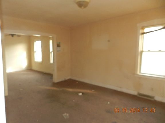 4th image of 1026 S Taylor Ave