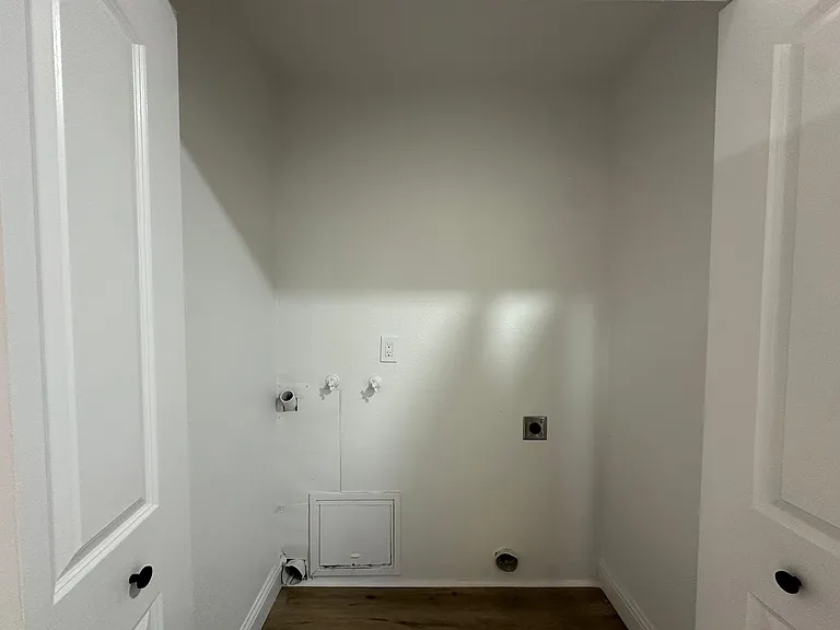13000 Lorenzo Ct — Photo 24