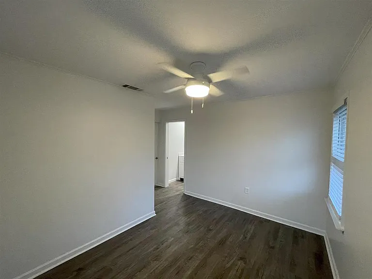 4967 Kimball Ave — Photo 15