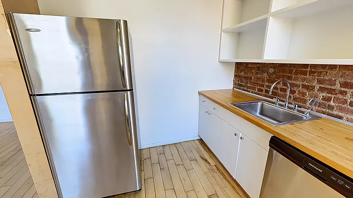 Rented by LG Fairmont Group | media 24
