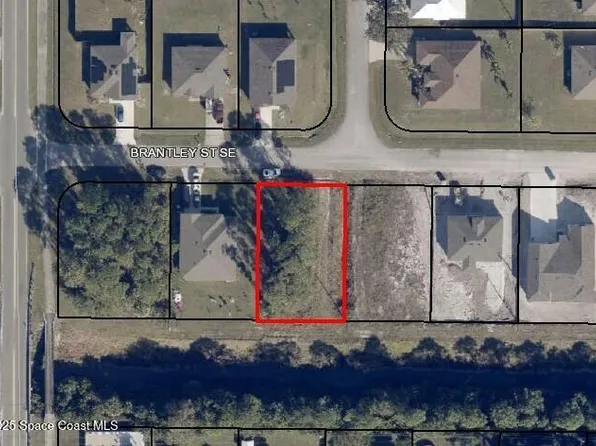 450 Brantley St SE, Palm Bay, FL 32909