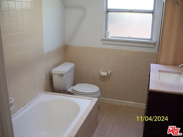 4354 Coolidge Ave — Photo 52
