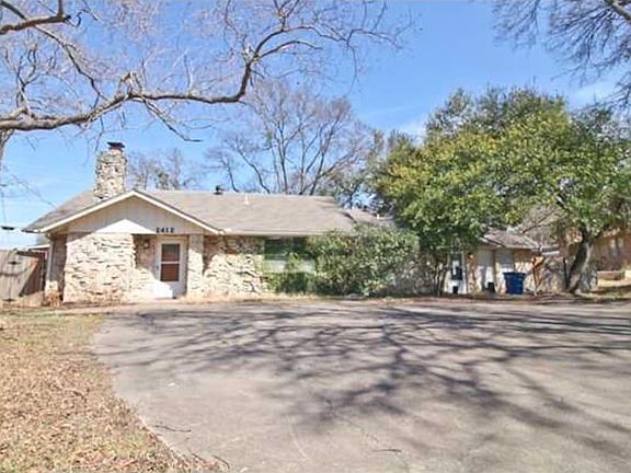 5th image of 2412 La Casa Dr #B