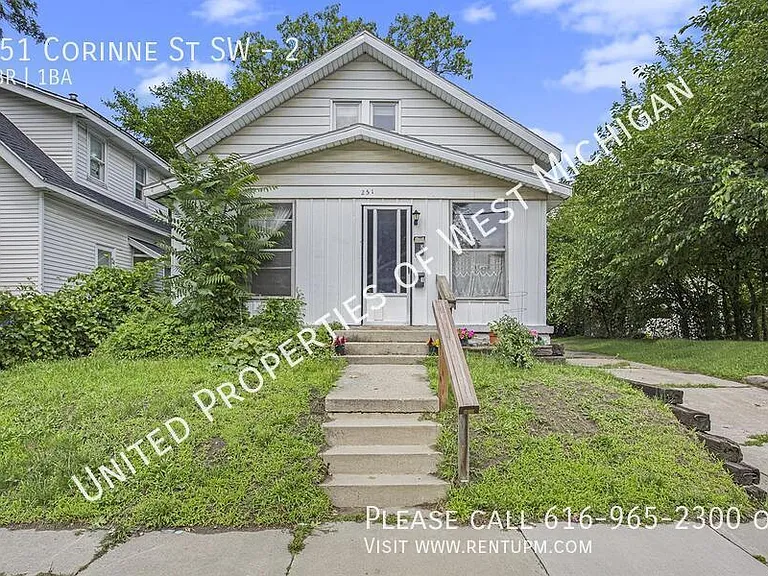 251 Corinne St SW #2 — Photo 13
