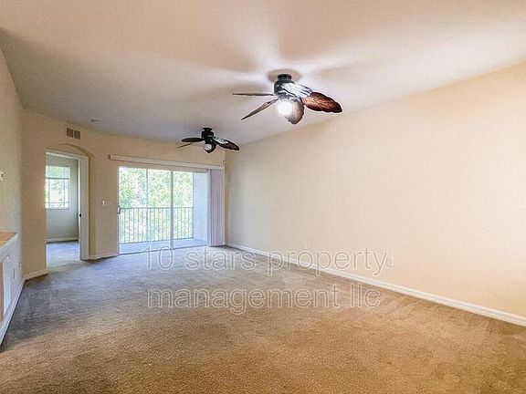 3rd image of 429 Newmont Cir Unit 201