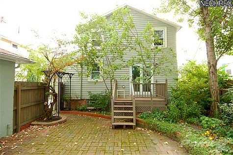 5th image of 1422 Wyandotte Ave