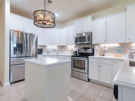 5th image of 160 Rue De Villas Circle