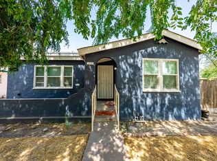 1028 Kaweah St, Hanford, CA 93230