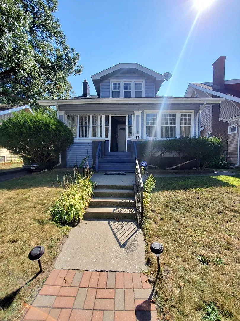 11 Forestdale Park photo 1