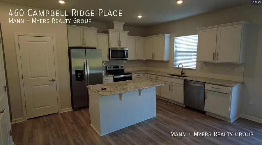 Room for the whole household in Wendell: 4 bed, 3 bath, 2,577 sq ft — Photo 4