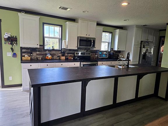 3rd image of 4915 KEY DEER AVENUE