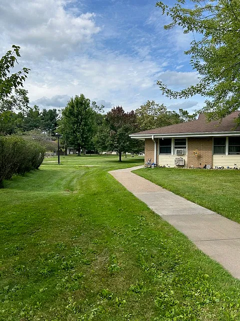 1 bed, 500 sqft, $500 — Photo 2