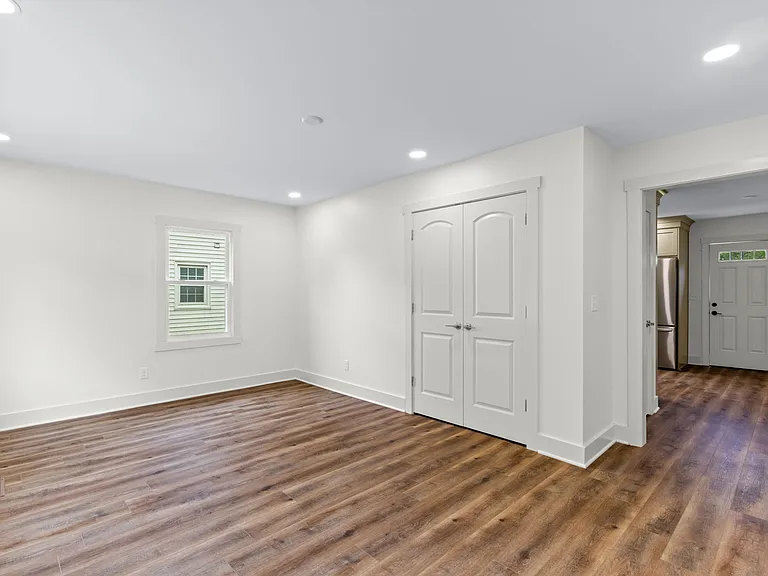 3908 Plymouth Rd — Photo 10