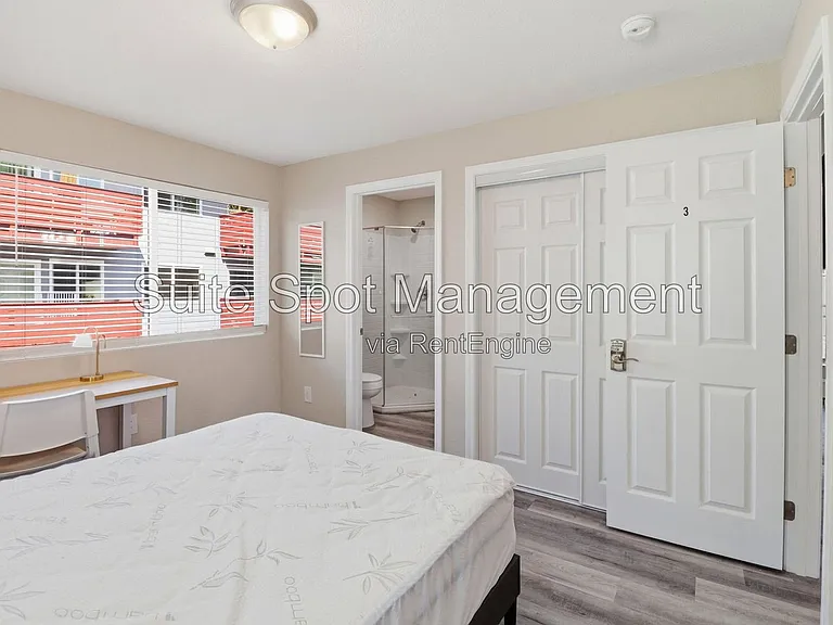 160 Harrison Ave #E3 — Photo 23