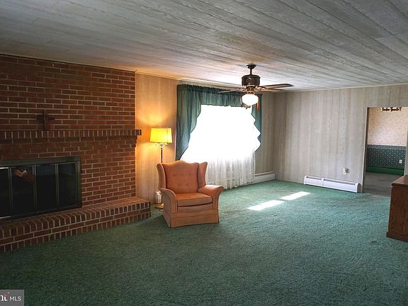 5th image of 509 E Market St
