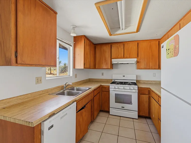 7273 Sunny Vista Rd — Photo 11
