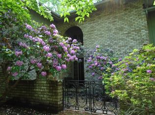 32450 Cedar Rd, Pepper Pike, OH 44124