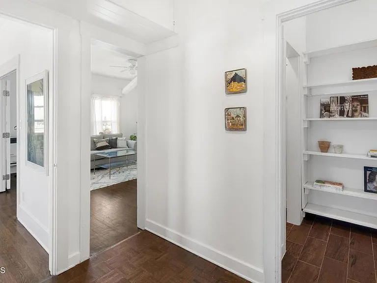 4125 S Figueroa St #405 — Photo 5