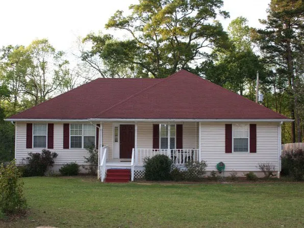 126 Lakewood Dr, Troy, AL 36079
