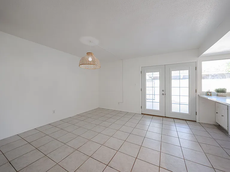 4028 N Granite Reef Rd — Photo 10