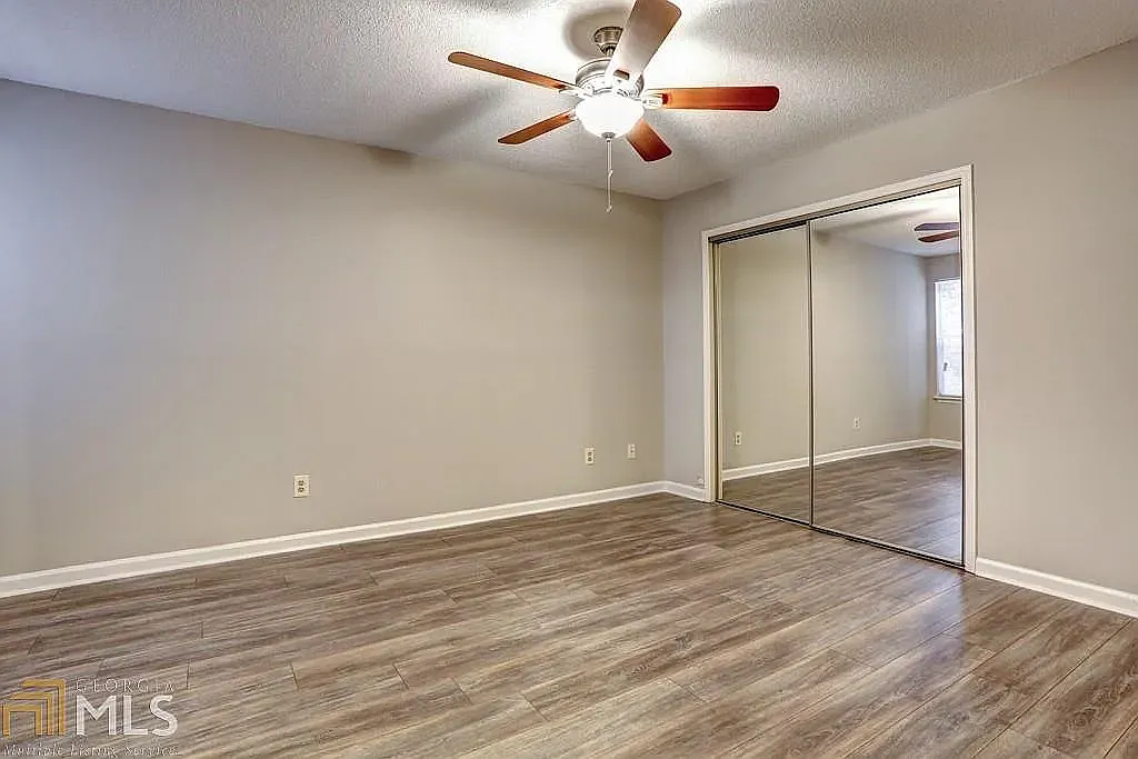 2 bed, 880 sqft, $1,495 — Photo 4
