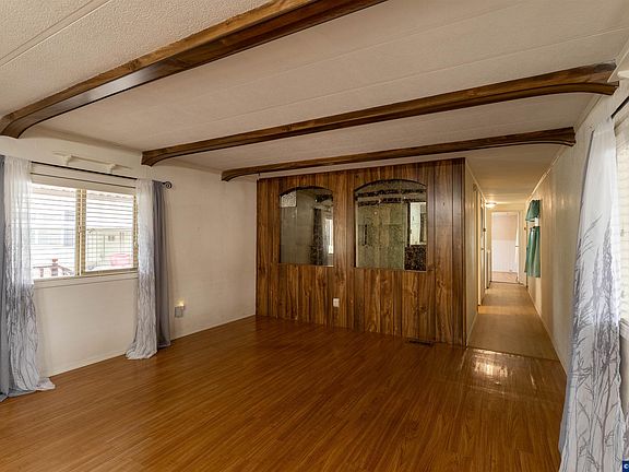 2nd image of 277 NE Conifer Blvd Unit 132