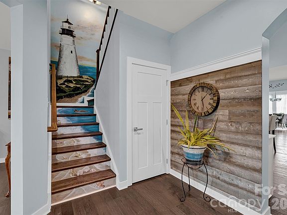 5th image of 11216 Vanguard Pkwy #395