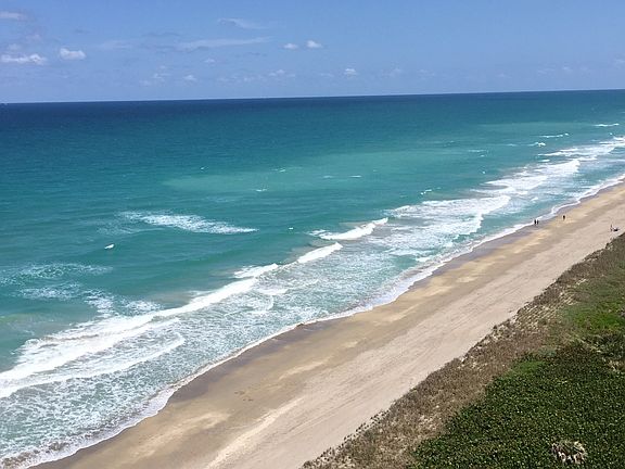 4th image of 9940 Ocean Dr #710