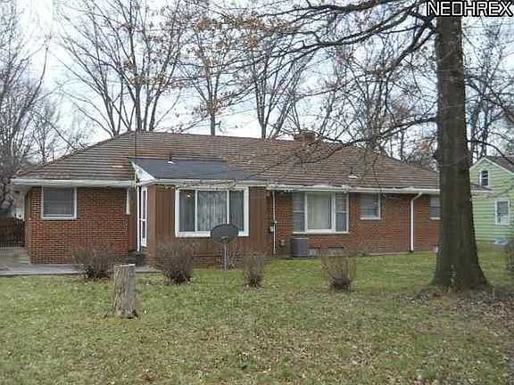 2nd image of 2172 Mount Vernon Blvd