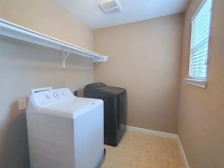 1206 Larks Trace Ln — Photo 20