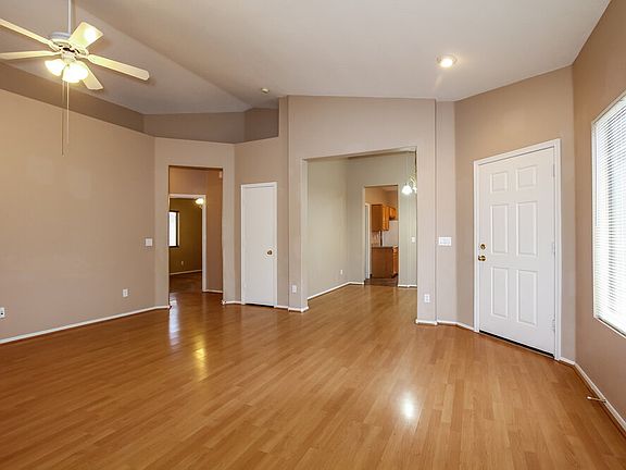 4th image of 40202 N Patriot Way