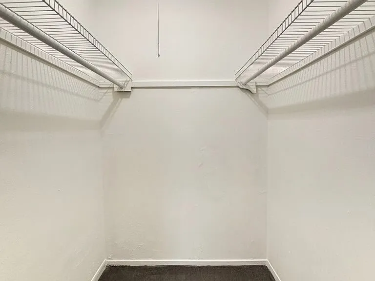 Timber Crossing Apartments — Photo 18