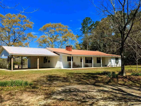 105 Jolly Odom Rd, Millry, AL 36558