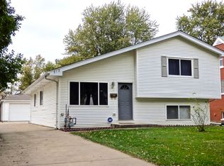 212 S Wisconsin Ave, Addison, IL 60101