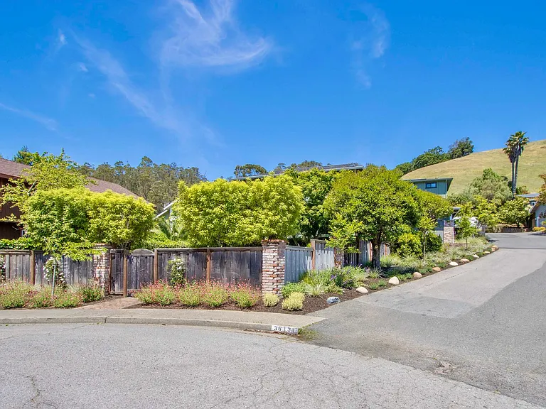 36 Shannon Ln — Photo 30