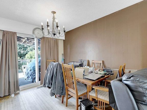 5th image of 15041 Peacock Pl