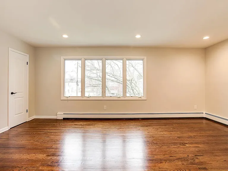 39 Barbara St #1 — Photo 2