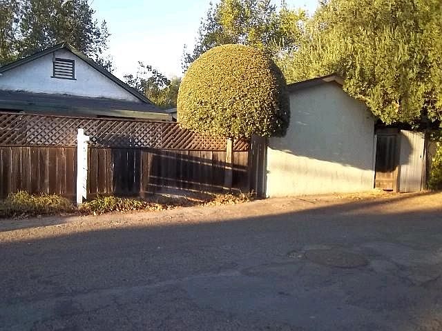 2nd image of 241 Orchard Ave