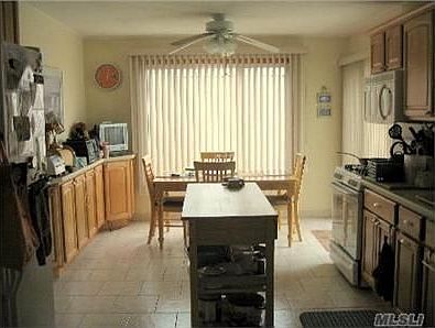 2nd image of 73 Curley St